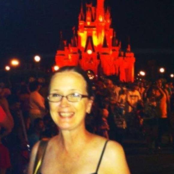 Meet your Posher, Sheilah - Picture 1 of 1